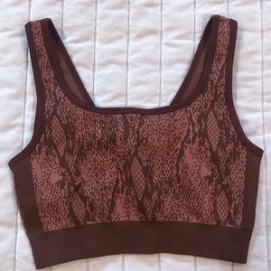Fabletics burgundy snake skin print burgundy size medium